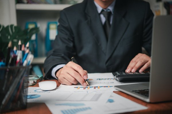 Pourquoi avoir un comptable entreprise ? boostez votre succès avec tobili