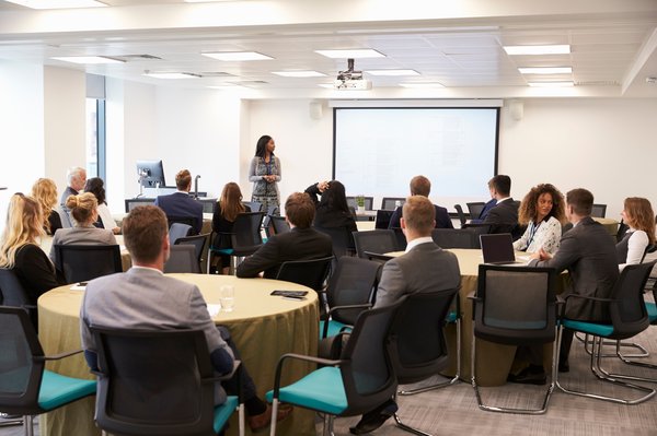 Créez un séminaire d'entreprise personnalisé et inoubliable